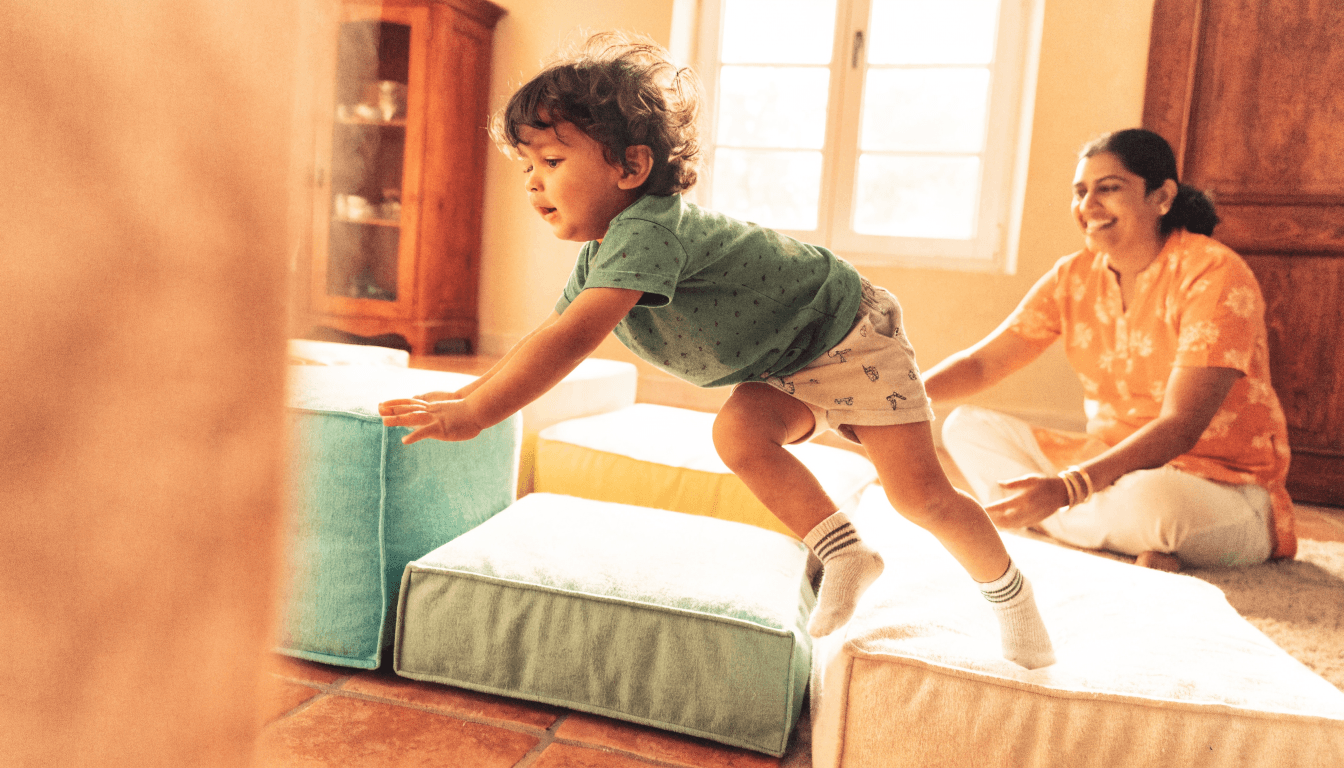 18 Gross Motor Skills Activities for Toddlers (12-36 Months) That Support Development